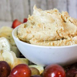 Fluffy Peanut Butter Fruit Dip Recipe