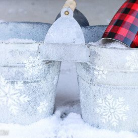 Decorative DIY Ice Melt Bucket