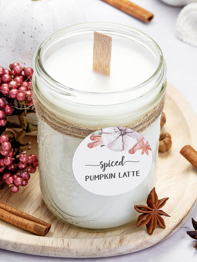 DIY Pumpkin Spice Candle with Wood Wick